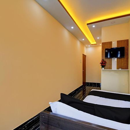 Hotel O Chilli Pepper Hotel And Restaurant Calcutta Buitenkant foto